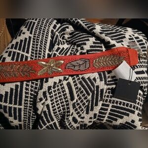 Americaandbeyond Embroidered Red Bag Strap